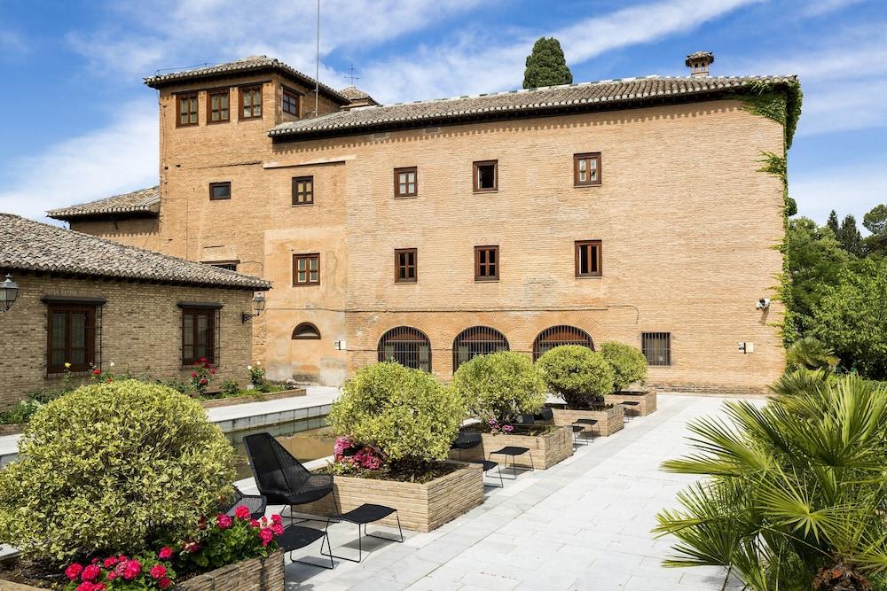 Parador De Granada Hotel Exterior photo