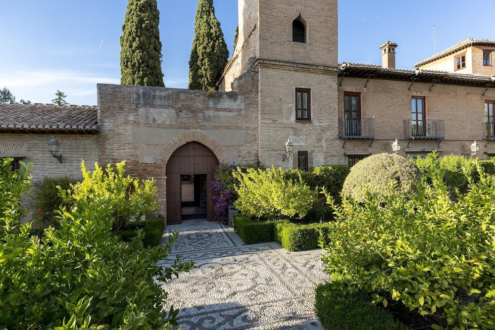 Parador De Granada Hotel Exterior photo